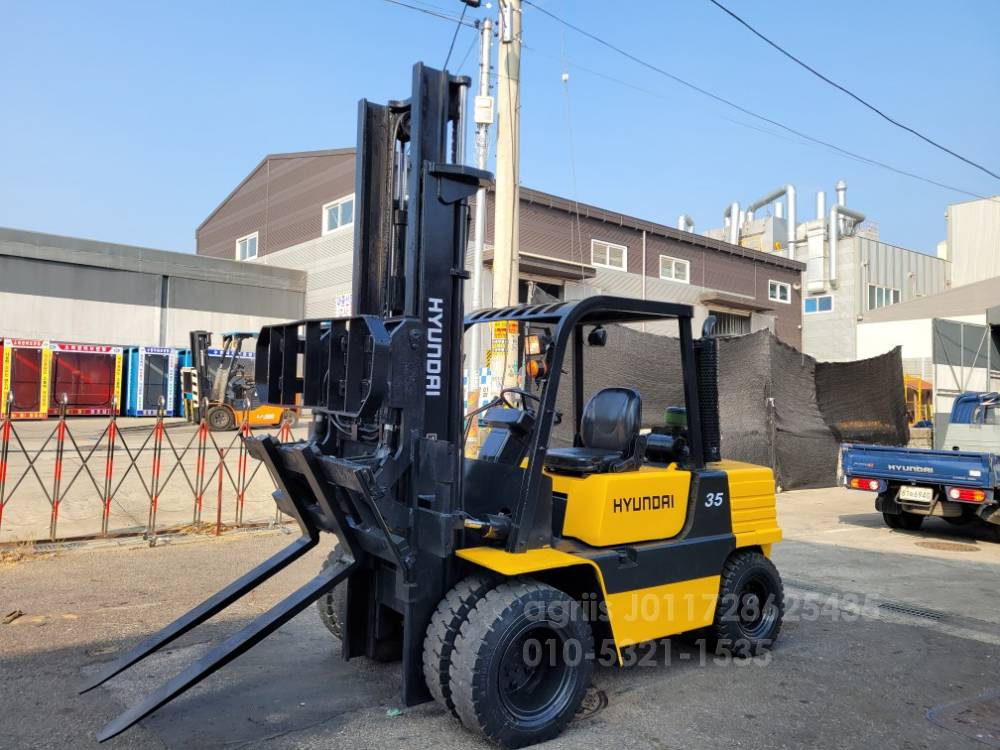 Hyundai Forklift 현대HR3.5톤하이힌지드중고지게차  앞좌측면