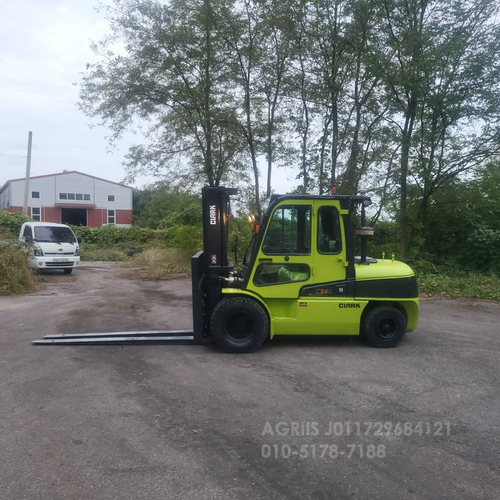 Clark Forklift 중고지게차 클라크 C50K 5톤 3단 지게차더블타이어.자동발.덧발.냉난방.후방   측면