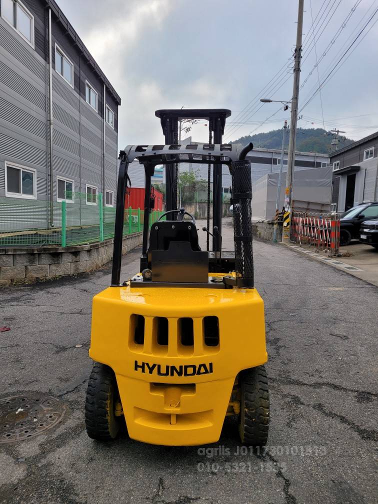 Hyundai Forklift 현대PF2.5톤하이마스트중고지게차  사진 7