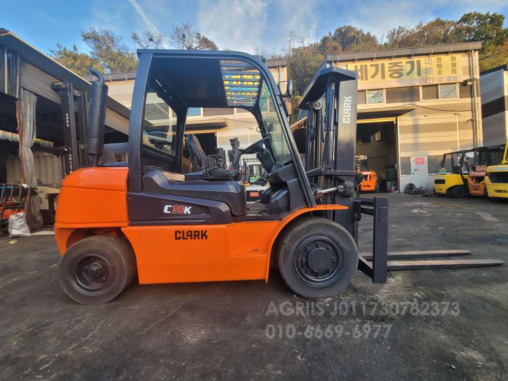  Forklift 지게차  측면