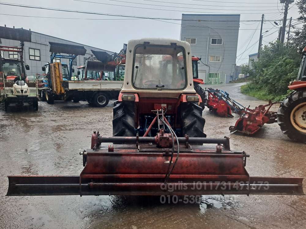 대동 트랙터 L3503 (35마력) 운전석