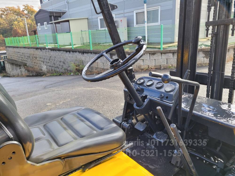 Doosan Forklift 두산FD2.5톤중고지게차  사진 9