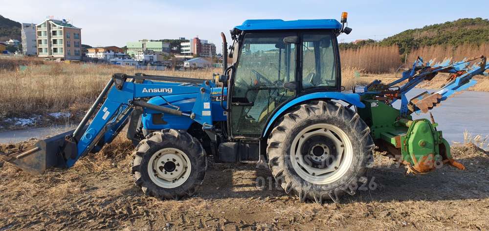 LS Tractor U6030 (60hp) 뒤우측면