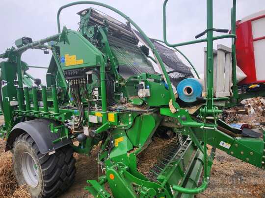  Round Baler 원형베일러  앞좌측면