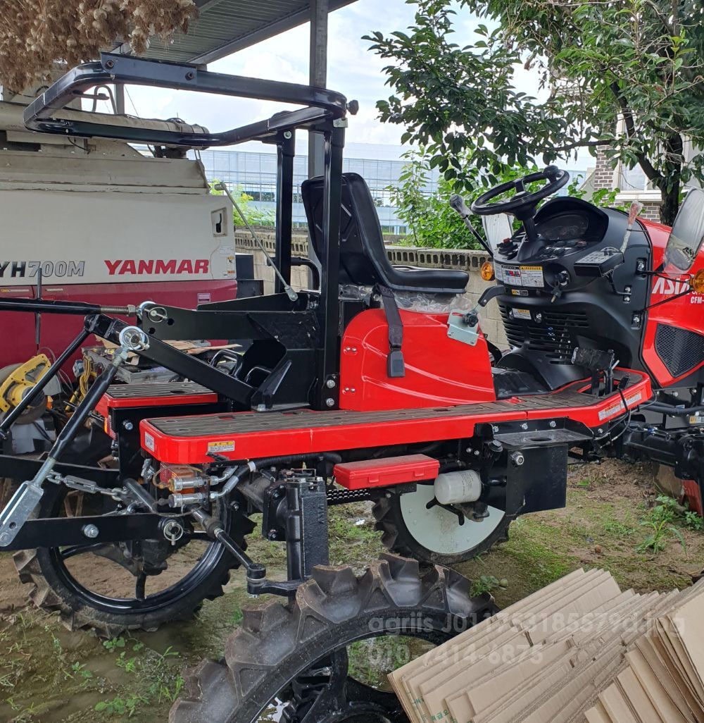 Shibaura Cultivator CFM-2000 (20hp) 뒤우측면