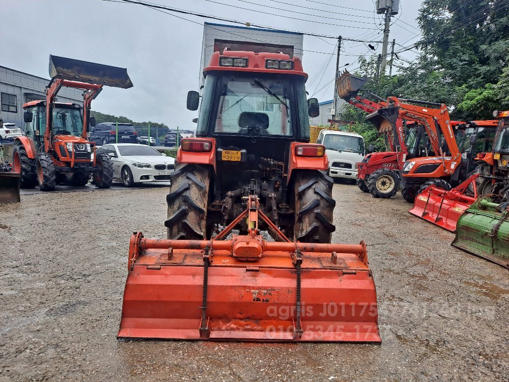 Kukje Tractor EF475 (47hp) 뒤우측면