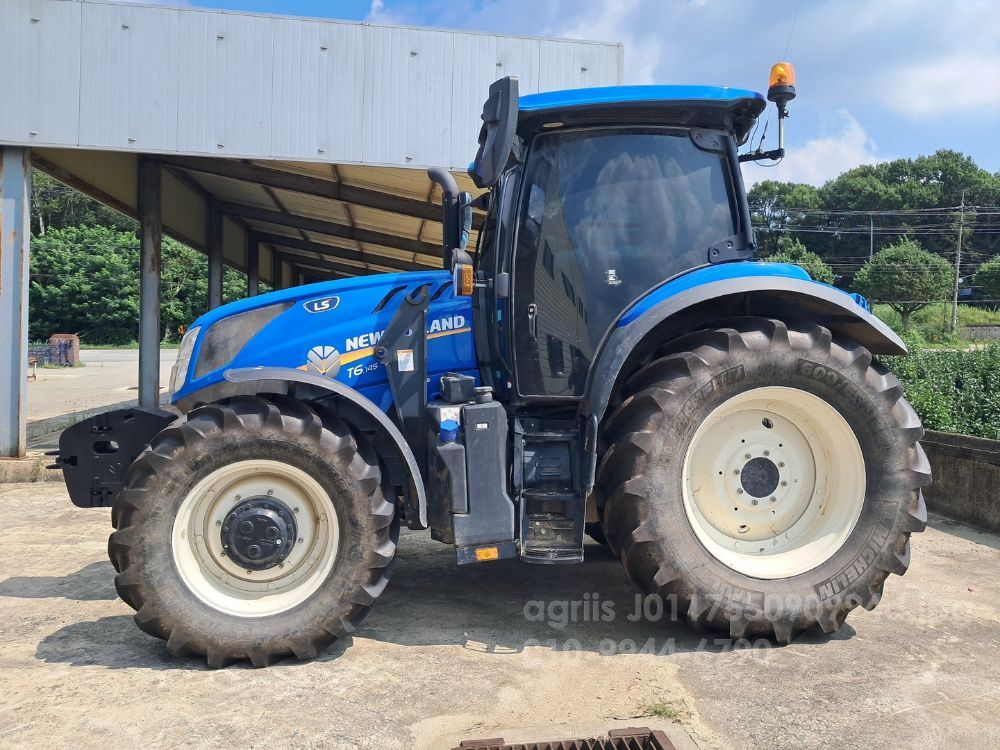 뉴홀랜드 트랙터 T6.145 (145마력) 뒤우측면