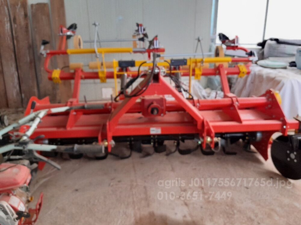  휴립복토기 BG-2400B  뒤우측면