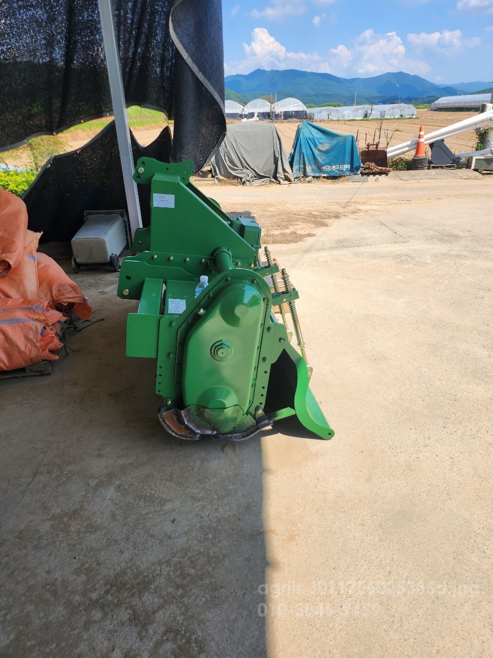 위캔 로타리 WR2350 (경폭235cm) 뒤우측면