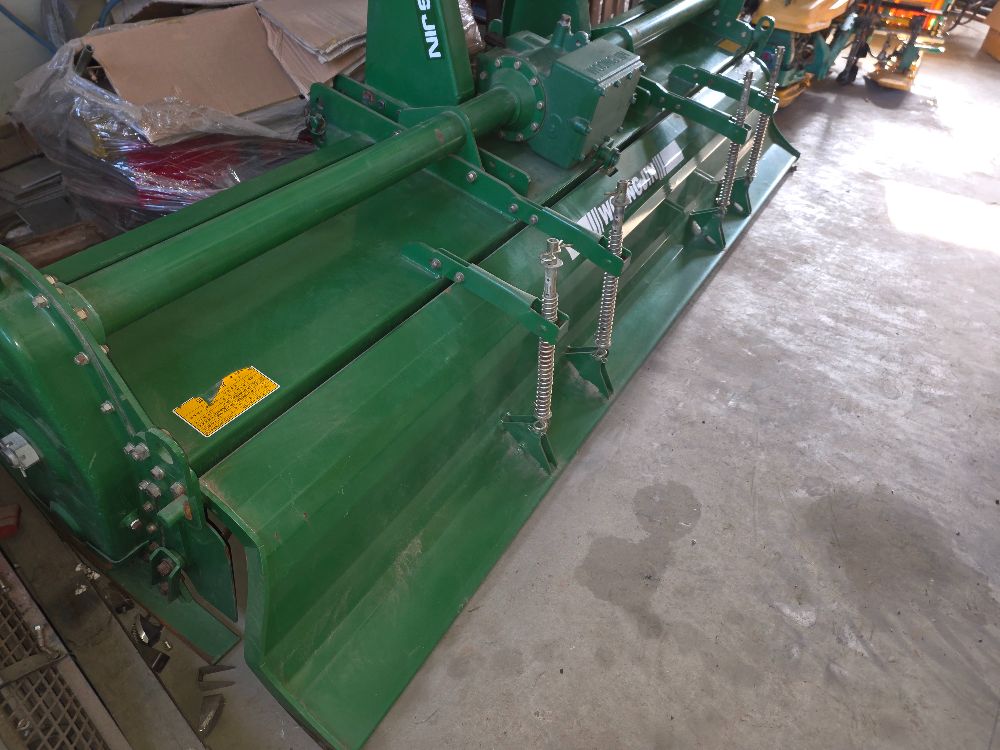  로타리 WJ280C (경폭260cm) 앞좌측면