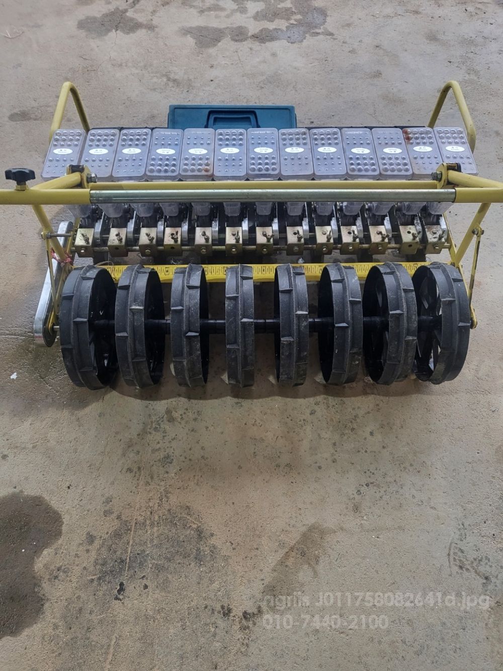  파종기 13조 파종기 13조  뒤우측면