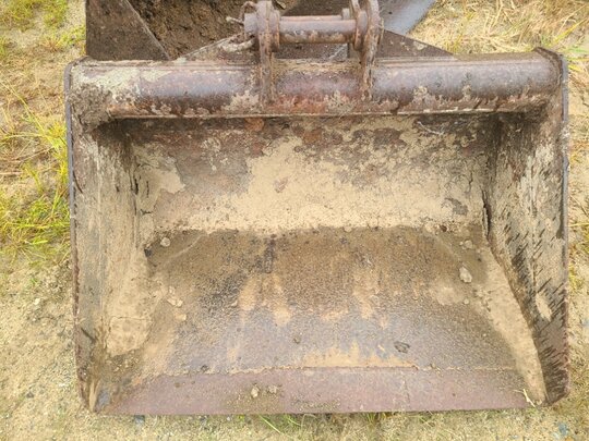  굴삭기 공투대바가지 (5톤) 앞좌측면