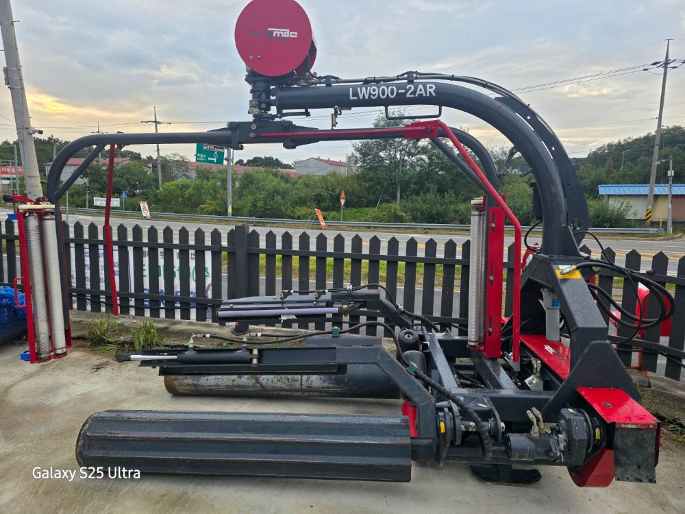 라이브맥 래핑기 LW900-2AR 앞좌측면