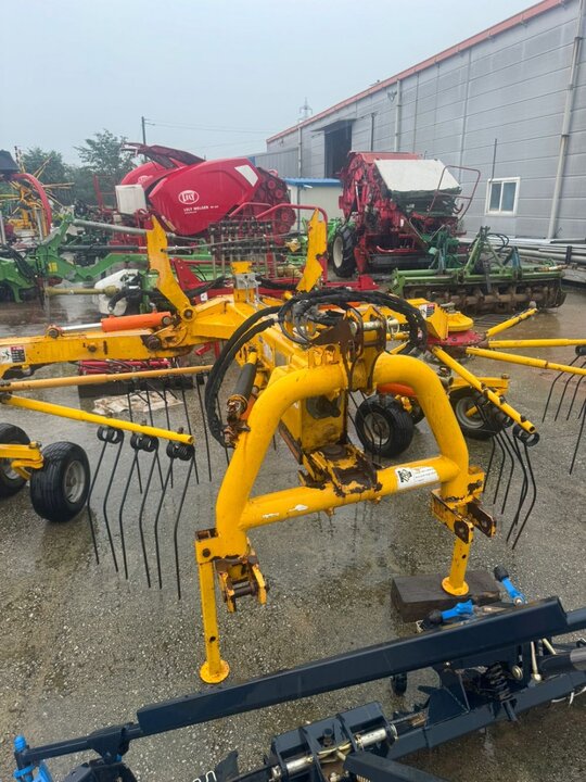 우주ENG 레이크 우주 집초기()BR-520 앞좌측면