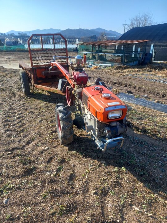 Daedong Power Tiller DT100 (10hp) 앞좌측면