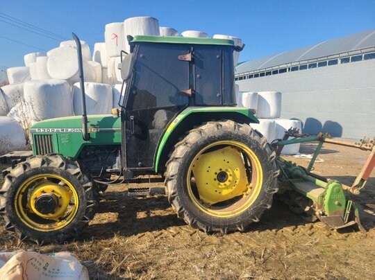 JohnDeere Tractor 5300 (56hp) 앞좌측면