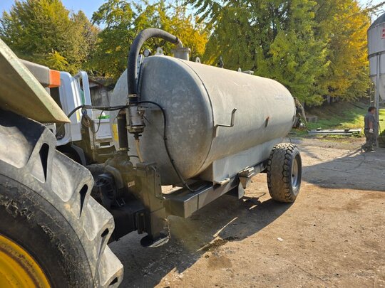  Liquid Fertilizer Spreader ALMS4000  앞좌측면