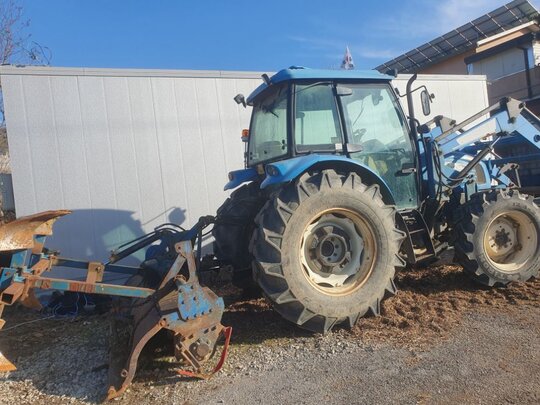 LS 트랙터 L7030 (85마력) 앞좌측면