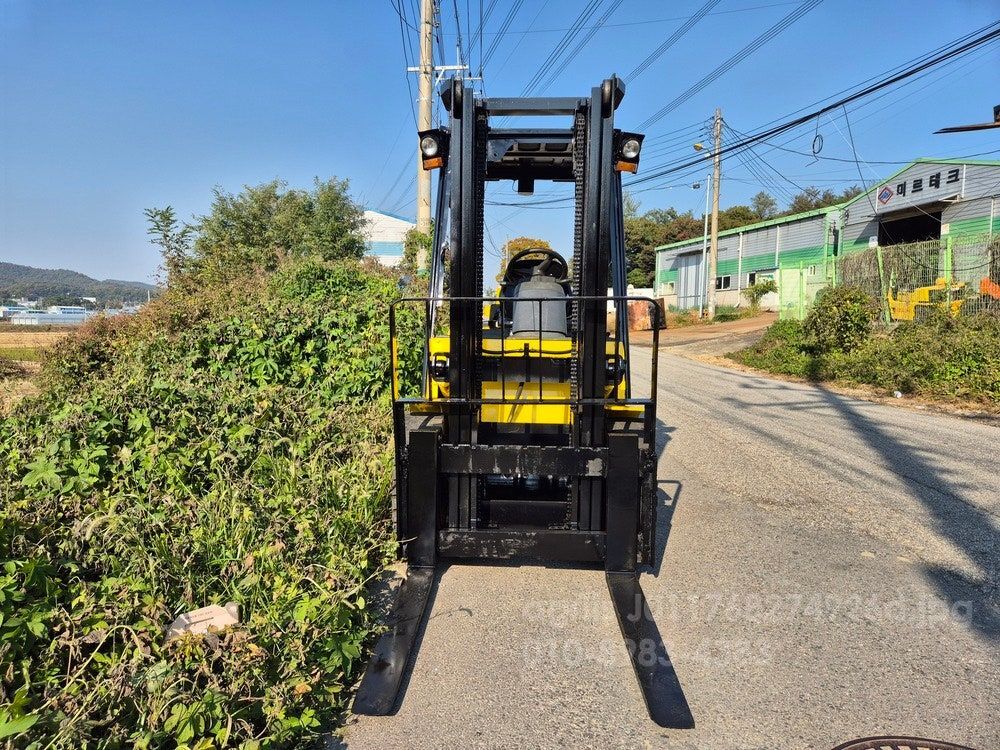 Hyundai Forklift 포렉스 30DE (3.0톤) 뒤우측면