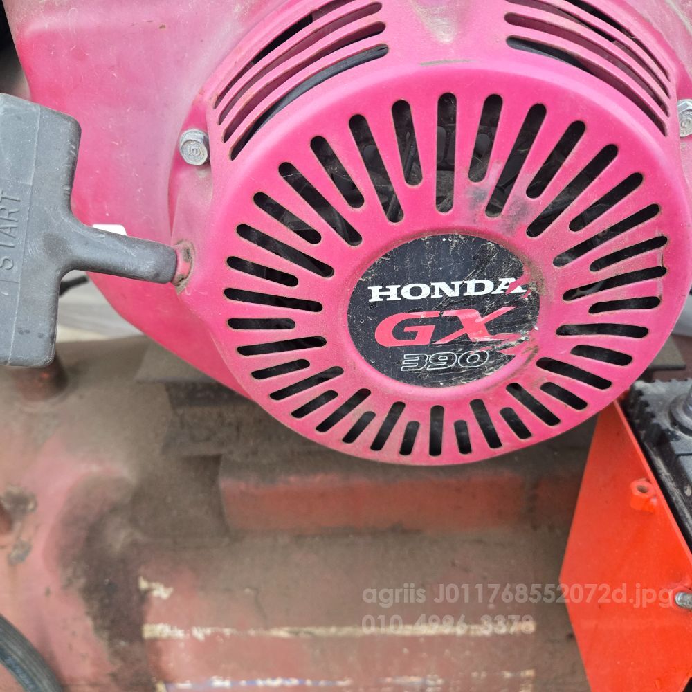 공업사  엔진 콤프레샤  콤프레샤 뒤우측면