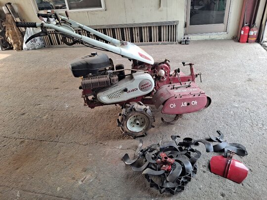 Shibaura Cultivator AMC880SM (6.5hp) 앞좌측면