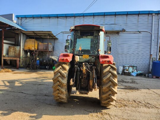 얀마 트랙터 FK895 (95마력) 앞좌측면