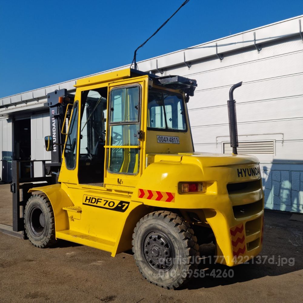 현대 지게차 HDF70-7S (7톤) 뒤우측면