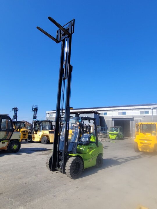 삼성클라크 지게차 GTS30 (3.0톤) 앞좌측면