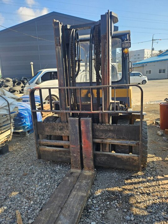 현대 지게차 PF45 (4.5톤) 앞좌측면