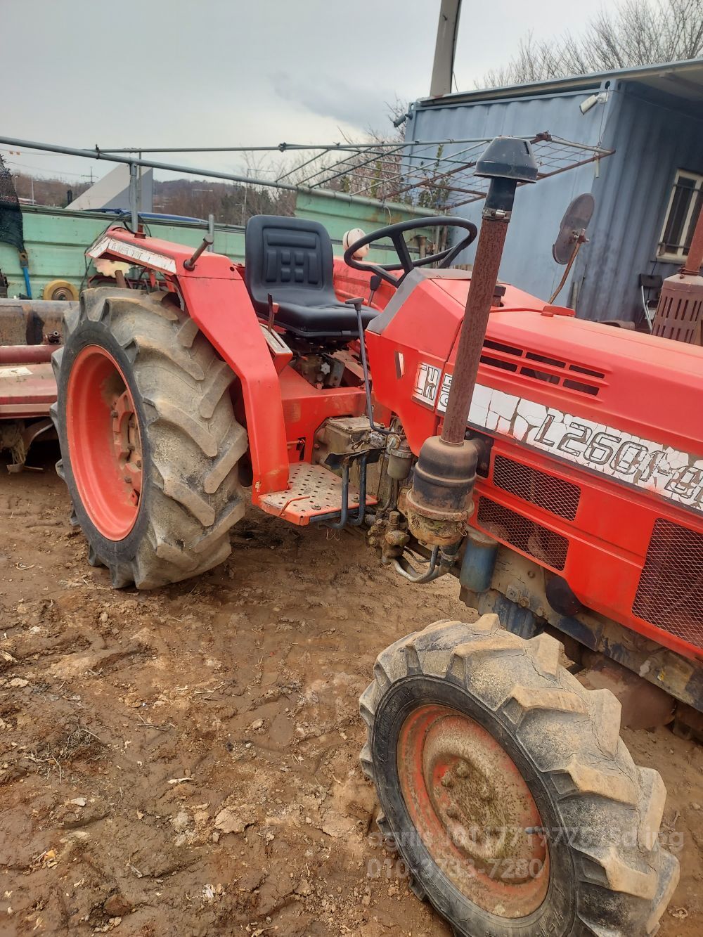 Daedong Tractor L2601-4WD (26hp) 뒤우측면