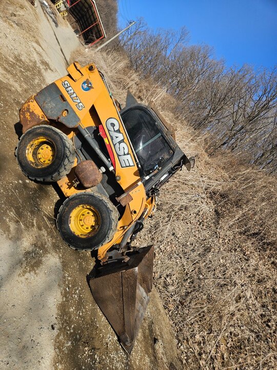 케이스 스키로더 스키드로더 Sr176 앞좌측면