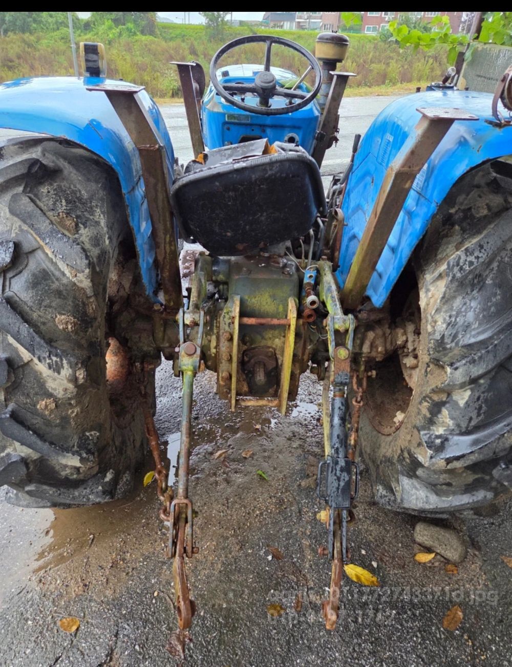 TYM Tractor 동양 25마력 (25hp) 뒤우측면