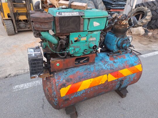 대동 콤프레샤 콤프레샤/(경운기/엔진10마력) 앞좌측면