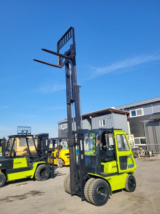 Clark Forklift FX253D (2.5톤)