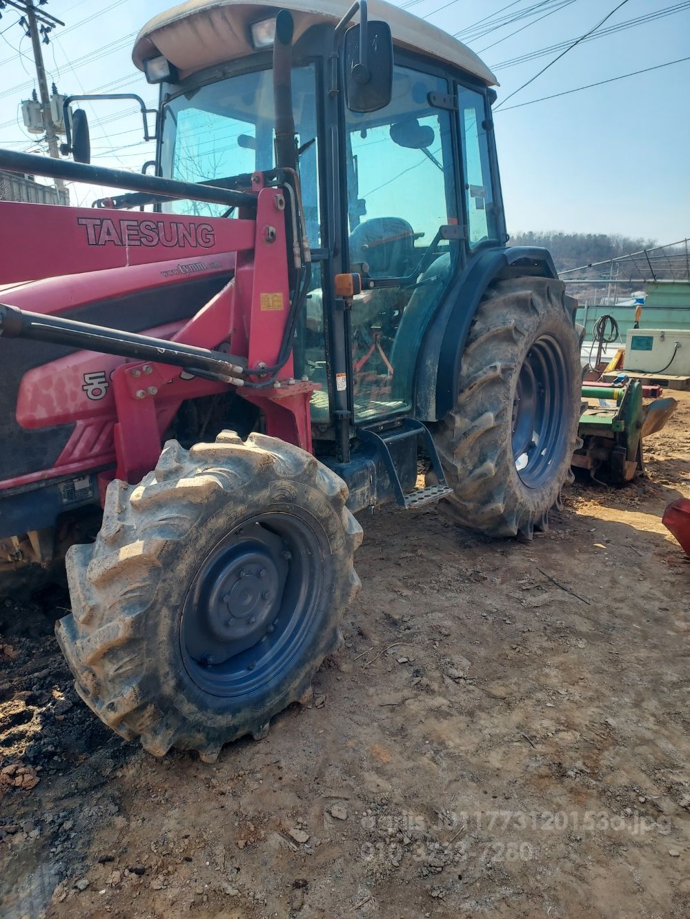 TYM 트랙터 T552 (55마력) 뒤우측면