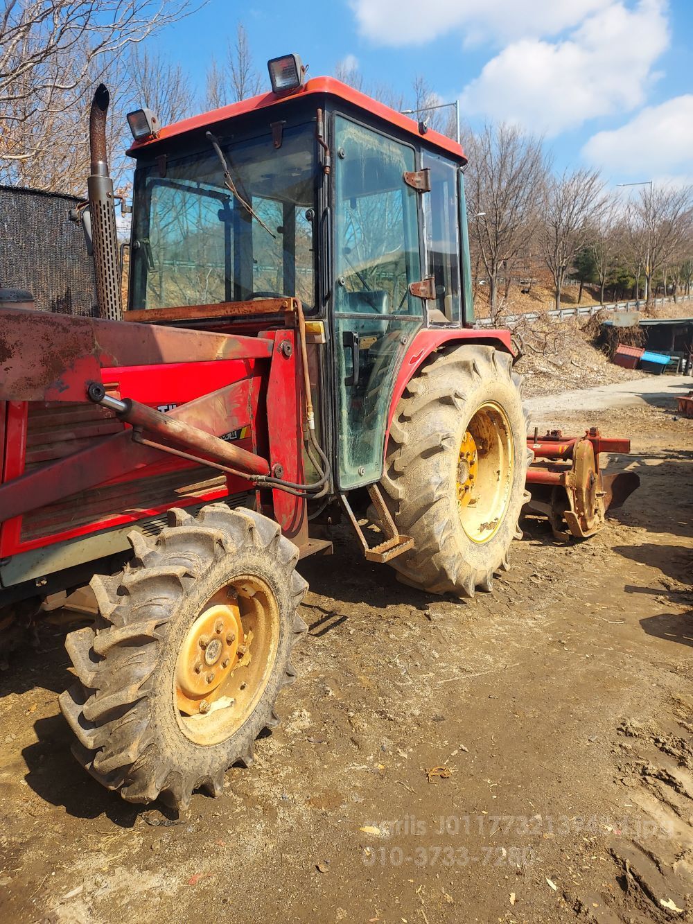 Kukje Tractor F505 (50hp) 뒤우측면