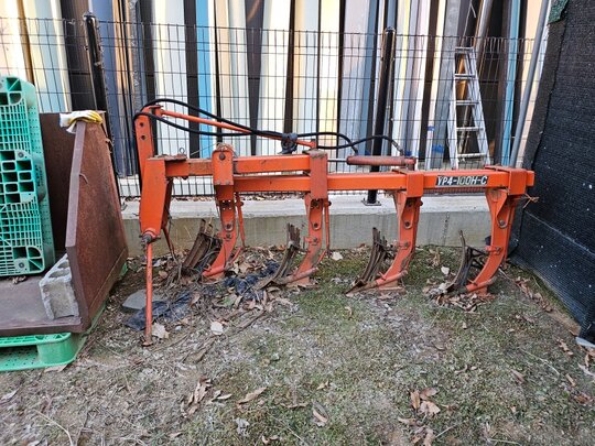  Plow YP4-100H-C  앞좌측면