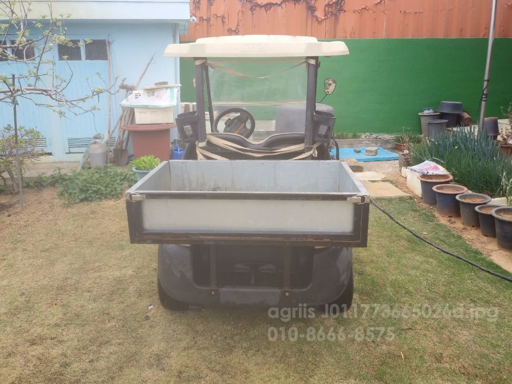  골프 클럽카  골프 클럽카   뒤우측면