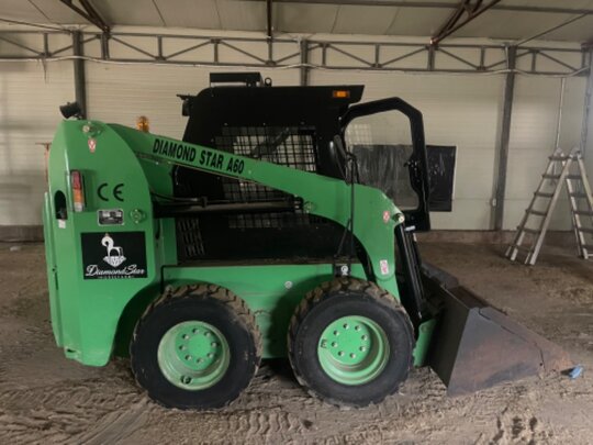  Skid steer loader A60  앞좌측면