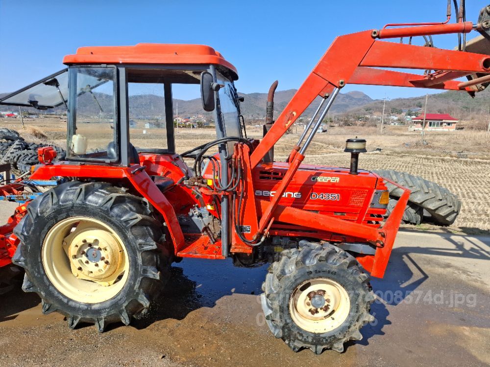 대동 트랙터 D4351 (43마력) 뒤우측면