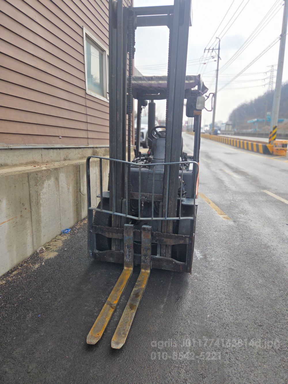 Doosan Forklift 디젤 2.5톤 2010년식 (2.5톤) 뒤우측면