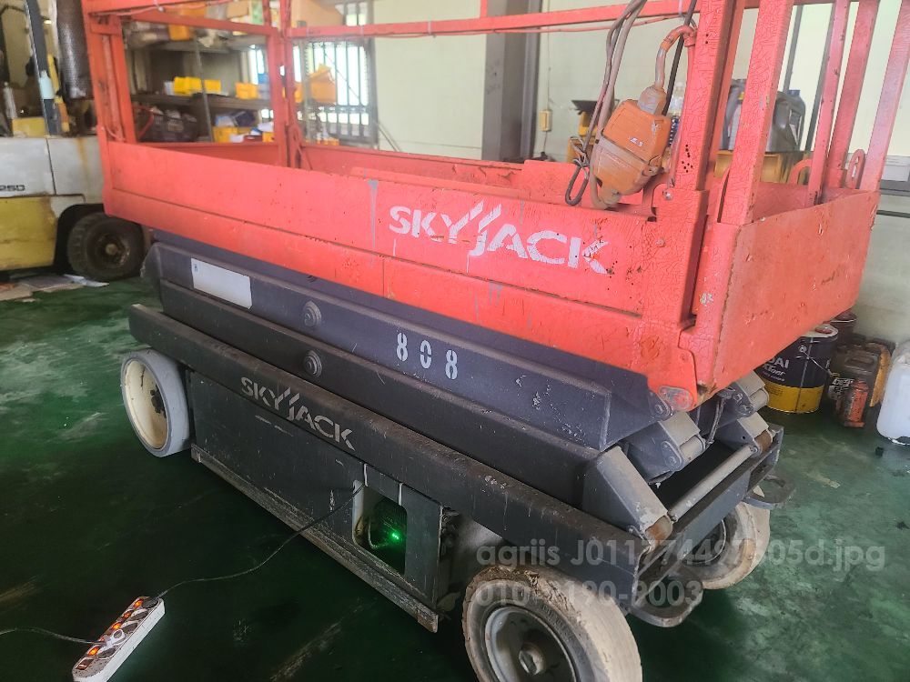  고소작업대발판5.8미터 고소작업대발판5.8미터  뒤우측면