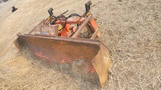 Taesung 그레이더  그레이더   앞좌측면