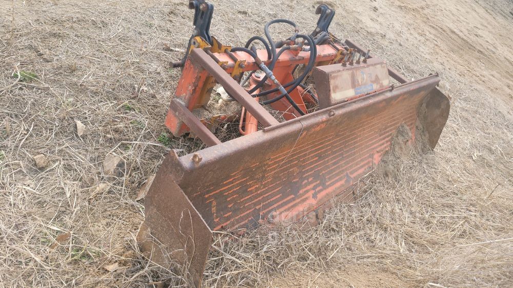 Taesung 그레이더  그레이더   뒤우측면