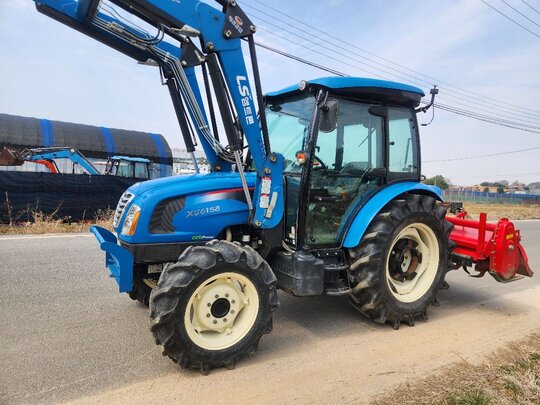 LS Tractor XU6158 (58.8hp) 앞좌측면