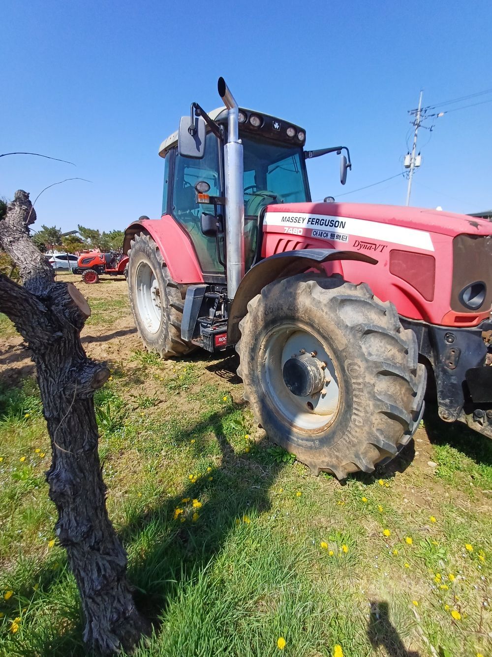 아세아 트랙터 MF-7480 (167마력) 뒤우측면