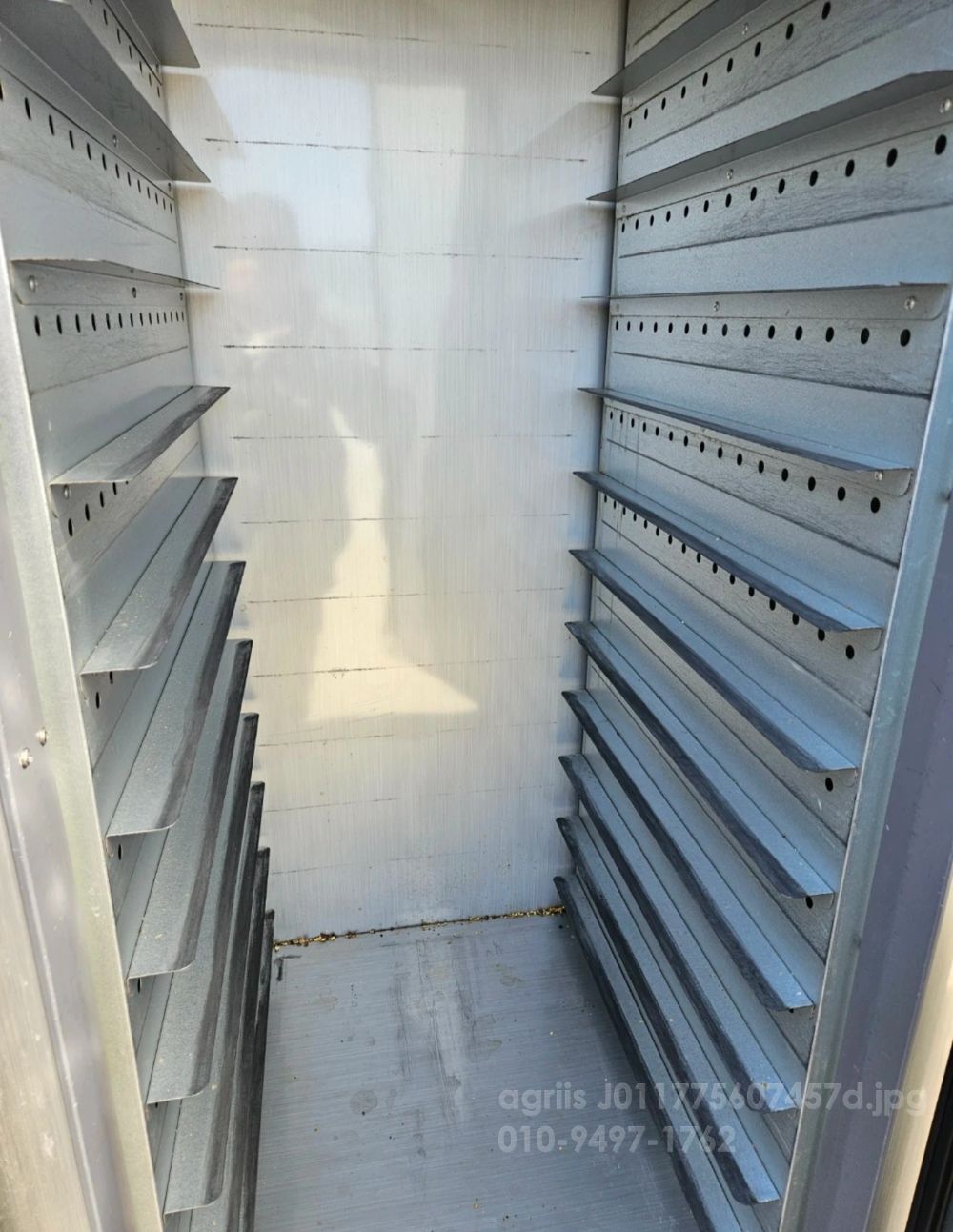  농산물 건조기 .  뒤우측면