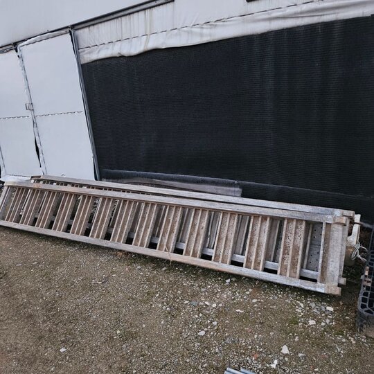 삼부샴 사다리5톤가는 사다리5톤가는 앞좌측면