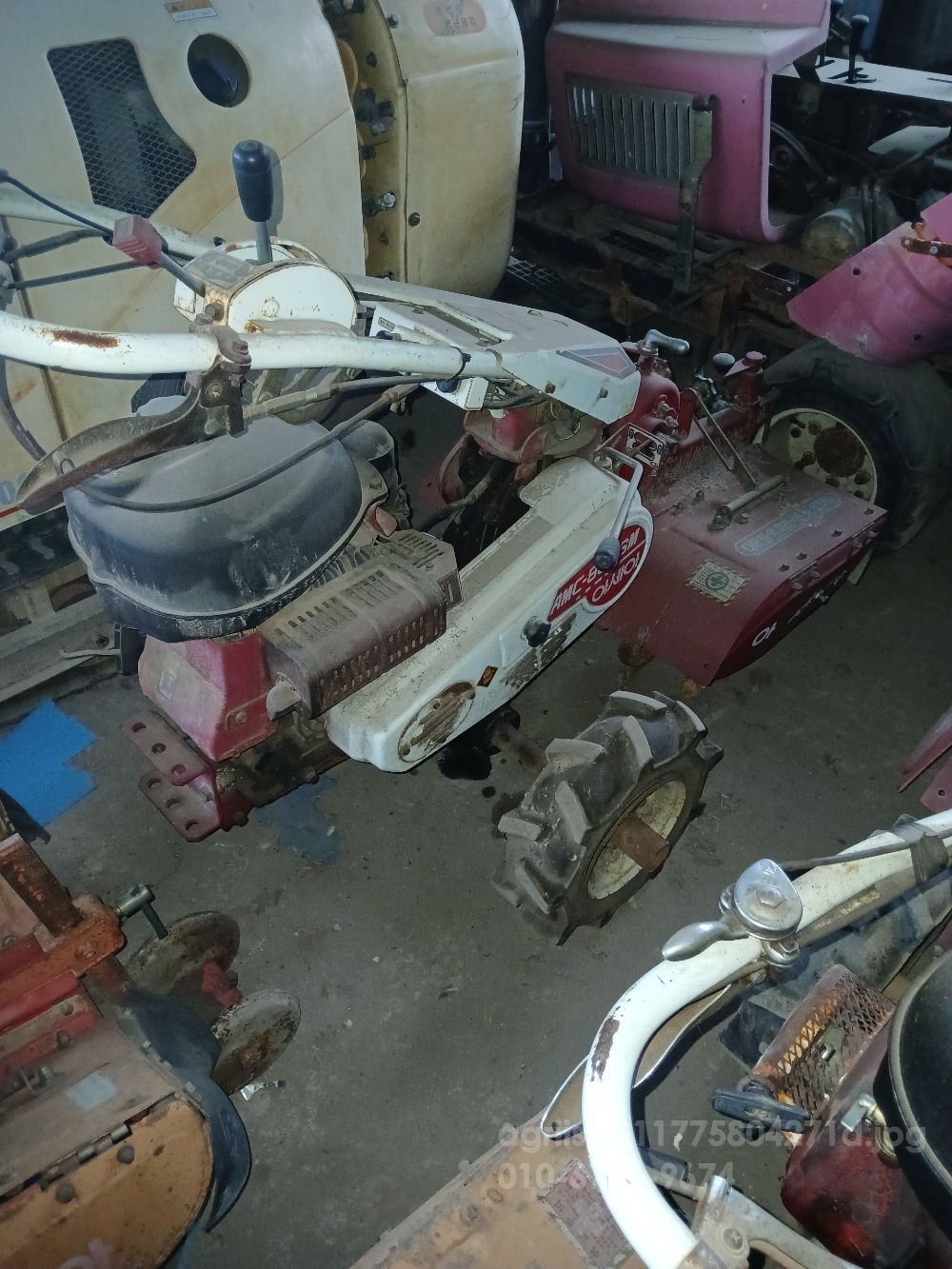 아세아 관리기 AMC-800S (5마력) 뒤우측면