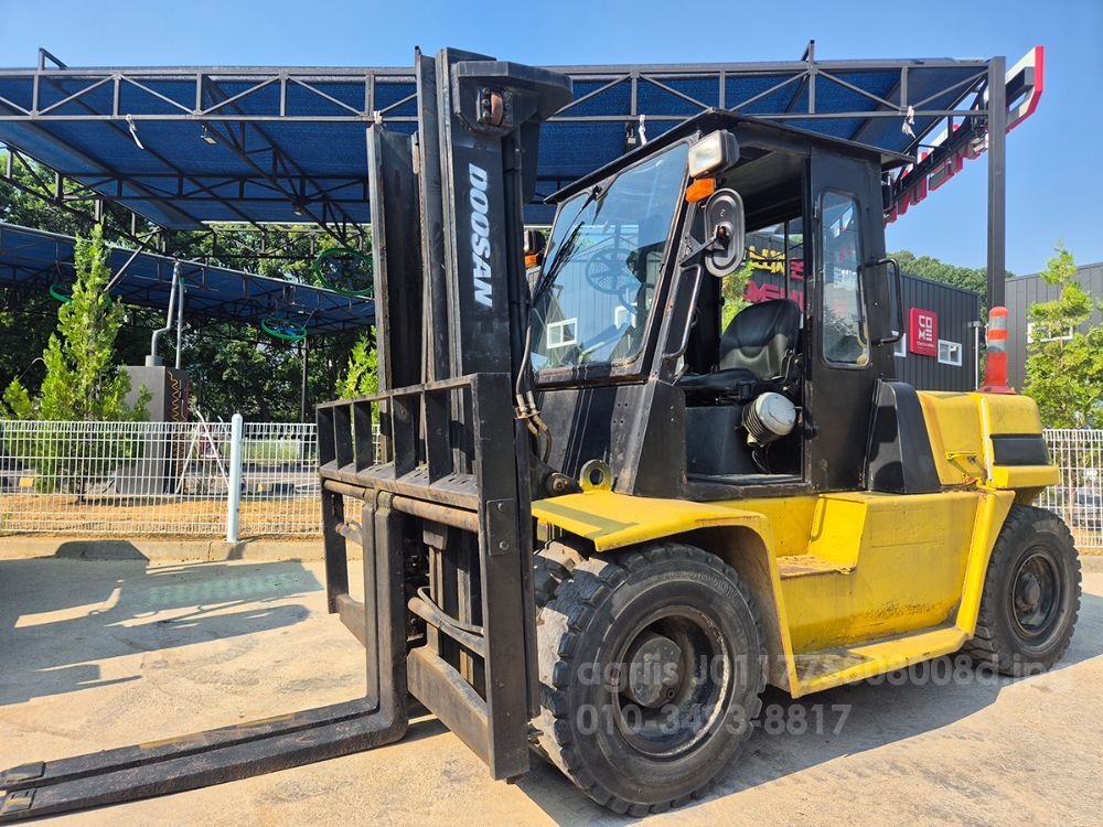  Forklift D50S (5톤) 뒤우측면